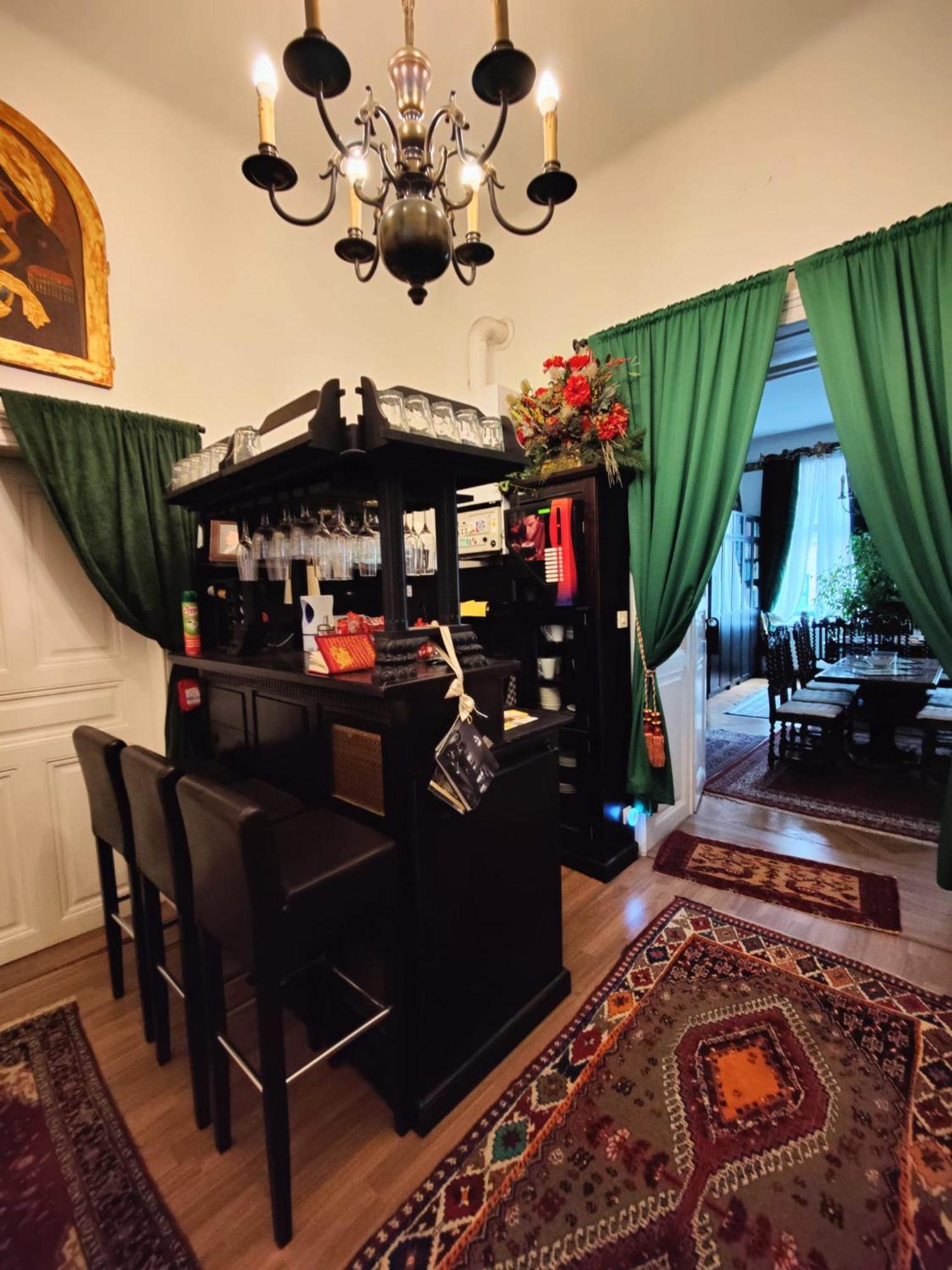 Luxury Near Castle Hotel Viena Exterior foto