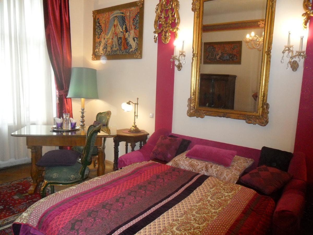 Luxury Near Castle Hotel Viena Exterior foto